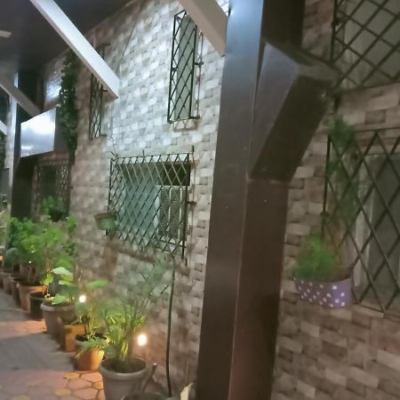 Hotel Qamar Mumbai Exterior foto