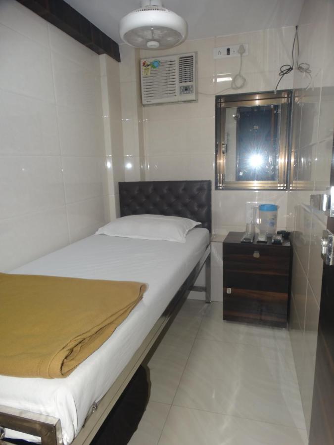 Hotel Qamar Mumbai Exterior foto